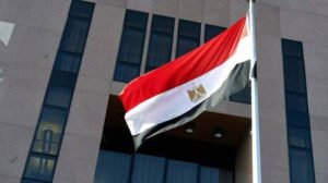مصر تدين الهجوم الإيراني على الكويت: تصعيد خطير يهدد استقرار الخليج