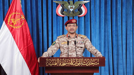 الحوثيون يفرضون حظراً بحرياً على السعودية: تصعيد خطير يُهدد أمن الملاحة الإقليمية