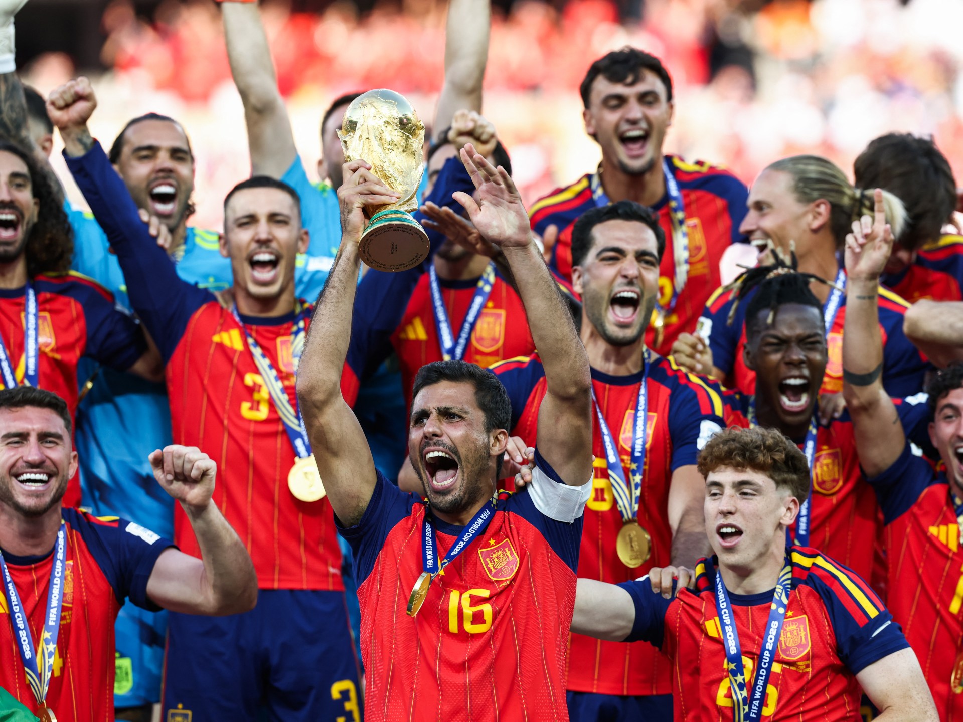 فوز إسبانيا على الأرجنتين في كأس العالم: أبعاد رياضية أم رسائل سياسية؟