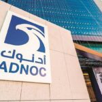هجمات متكررة على سفن أدنوك في مضيق هرمز: ما الذي يجري فعلاً؟