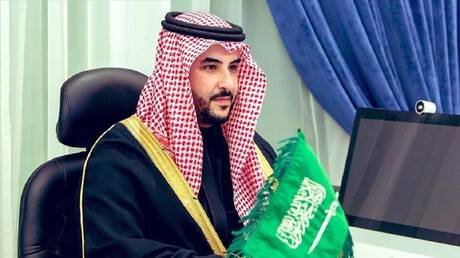 وزير الدفاع السعودي يُعزّز الشراكات الاستراتيجية مع واشنطن وباريس في مواجهة التحديات الأمنية الإقليمية